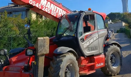 Maltepe şantiyesinde Manitou ile ağır yük taşıma ve forklift hizmeti